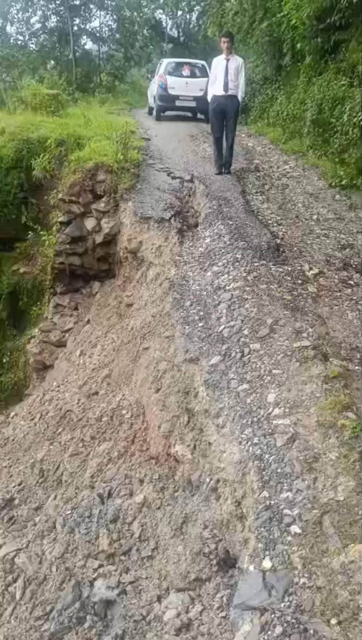आपदा फंड से सड़क निर्माण में अनियमितता का आरोप, सोशल मीडिया पर वायरल पत्र ने खड़े किए सवाल